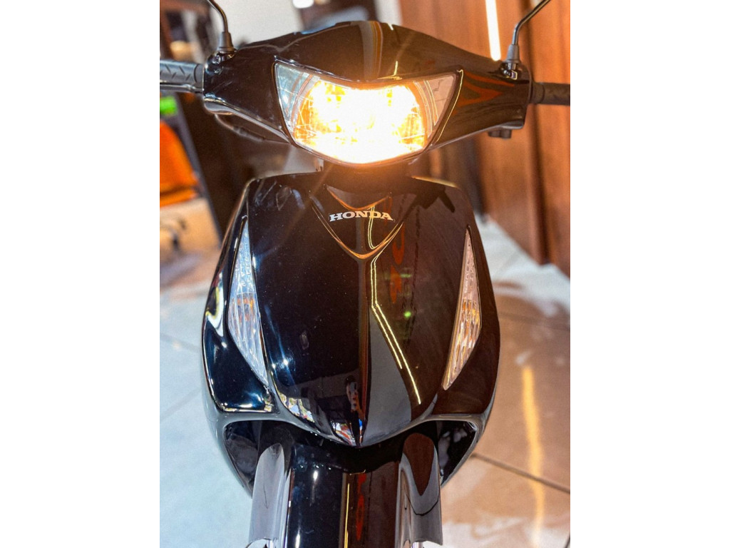 Biz 125 ES