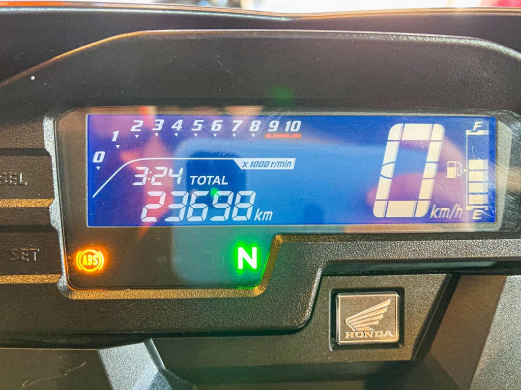 XRE 300 ABS