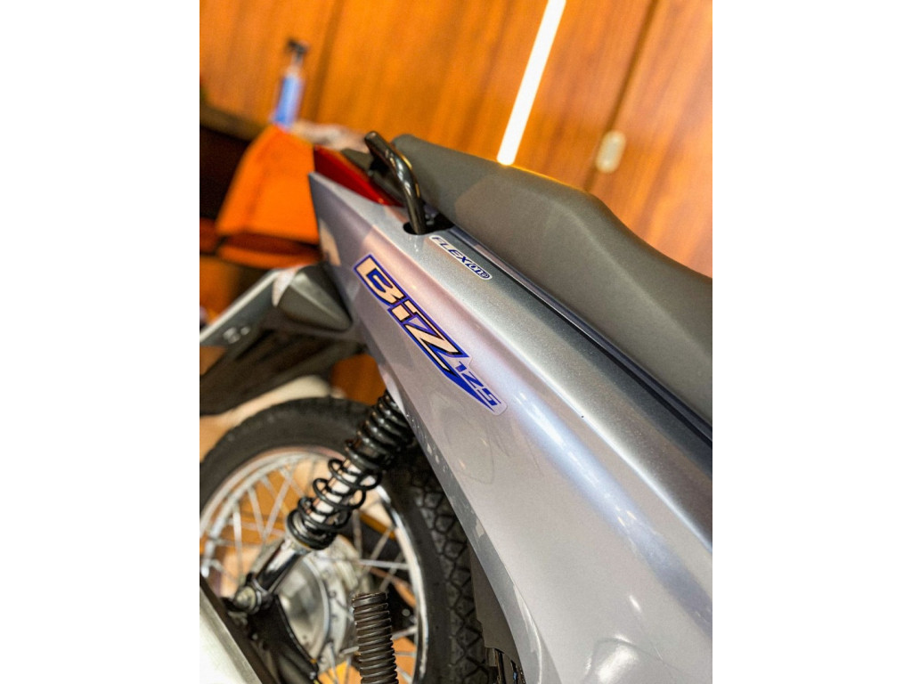 Biz 125 ES FLEX