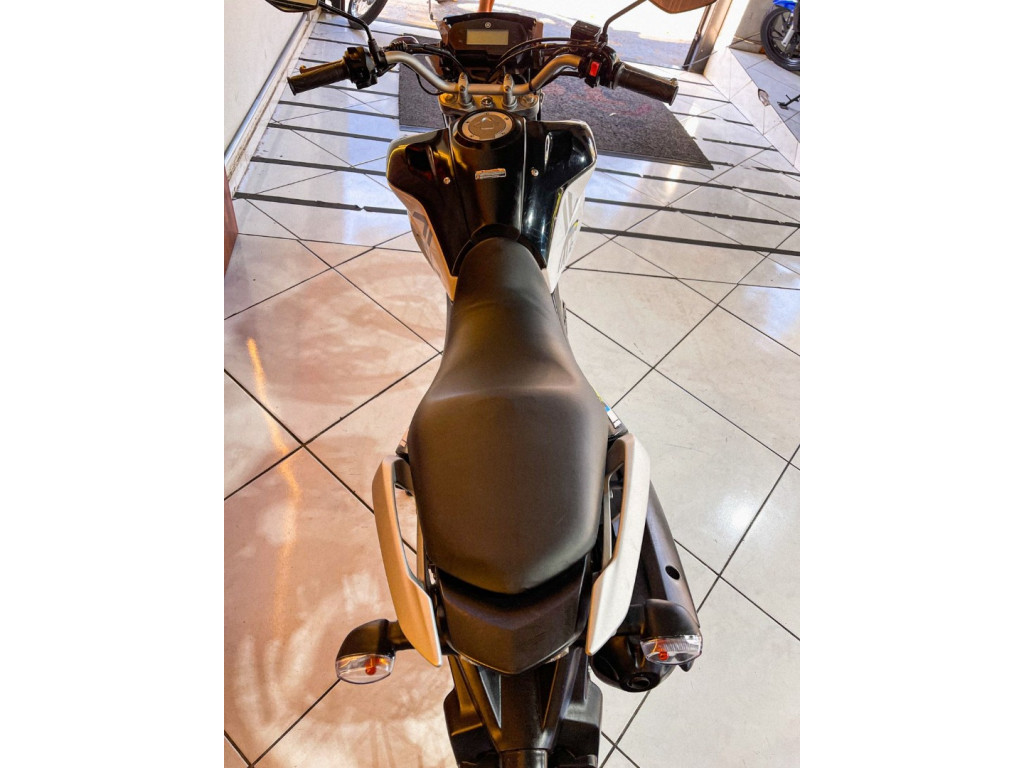 XTZ 250 LANDER