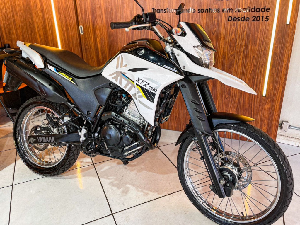 XTZ 250 LANDER