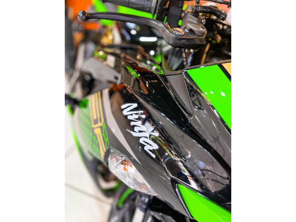 ZX 6 R 636