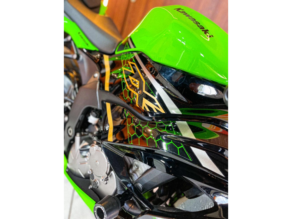 ZX 6 R 636