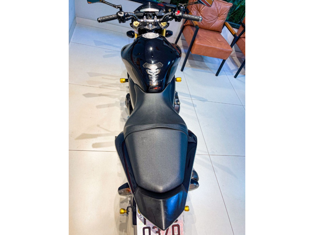 CB 600 F HORNET SEM ABS