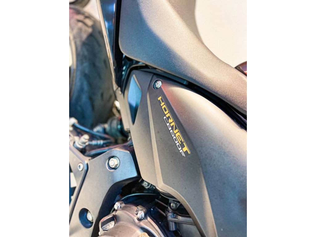 CB 600 F HORNET SEM ABS
