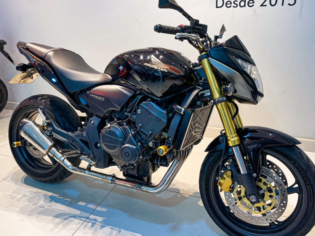 CB 600 F HORNET SEM ABS