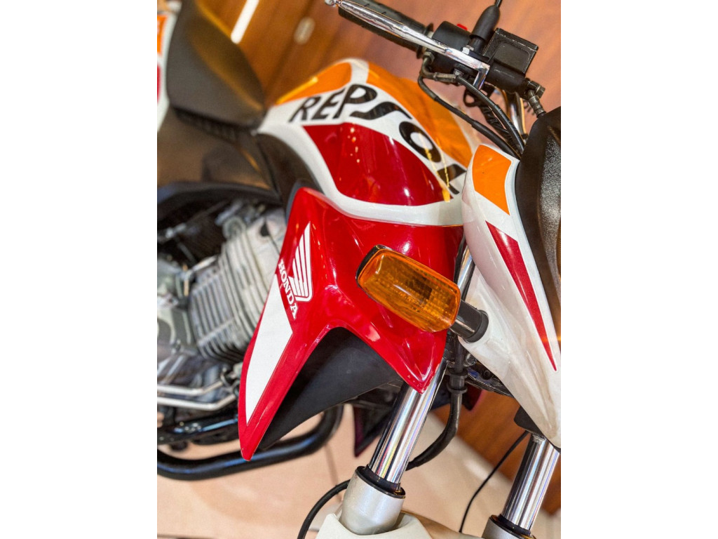 CB 300 R ESPECIAL EDITION
