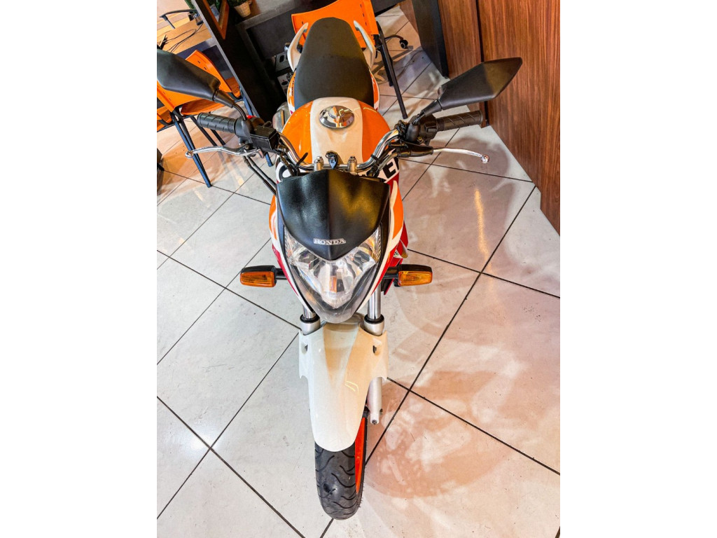 CB 300 R ESPECIAL EDITION