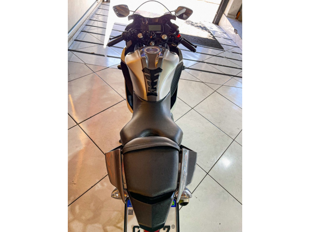 YZF R15 150 ABS