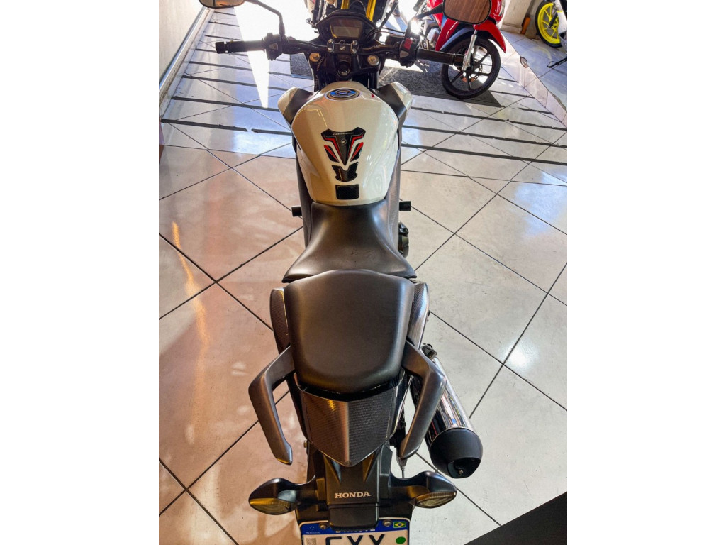 CB 500 F Modelo sem Versão