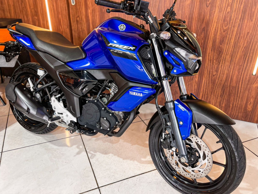 YAMAHA FZ 15 ABS