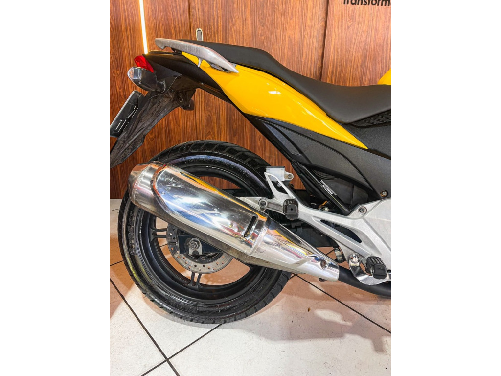 CB 300 R STD