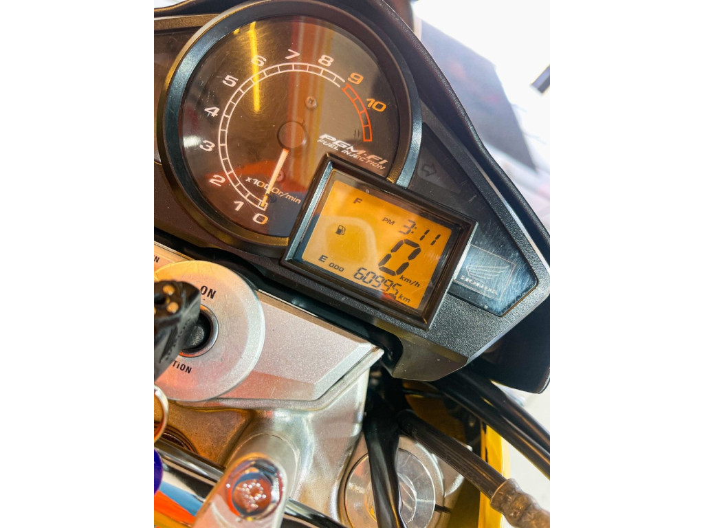 CB 300 R STD