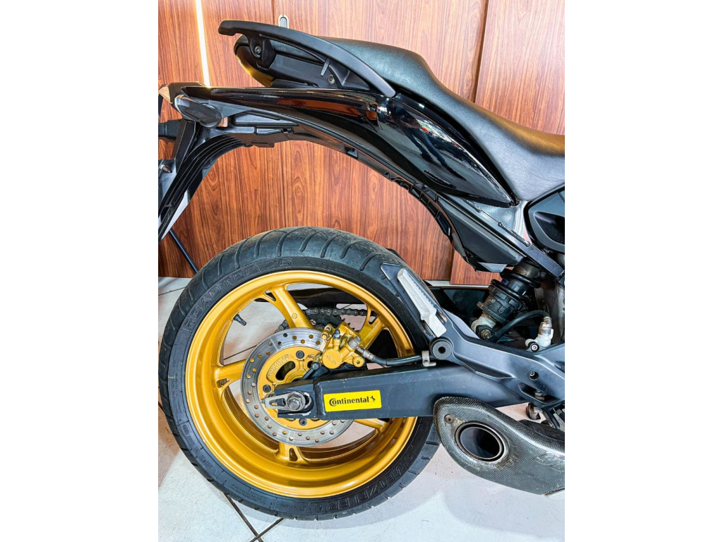 HONDA CB 600 F HORNET SEM ABS HONDA CB 600 F HORNET SEM ABS