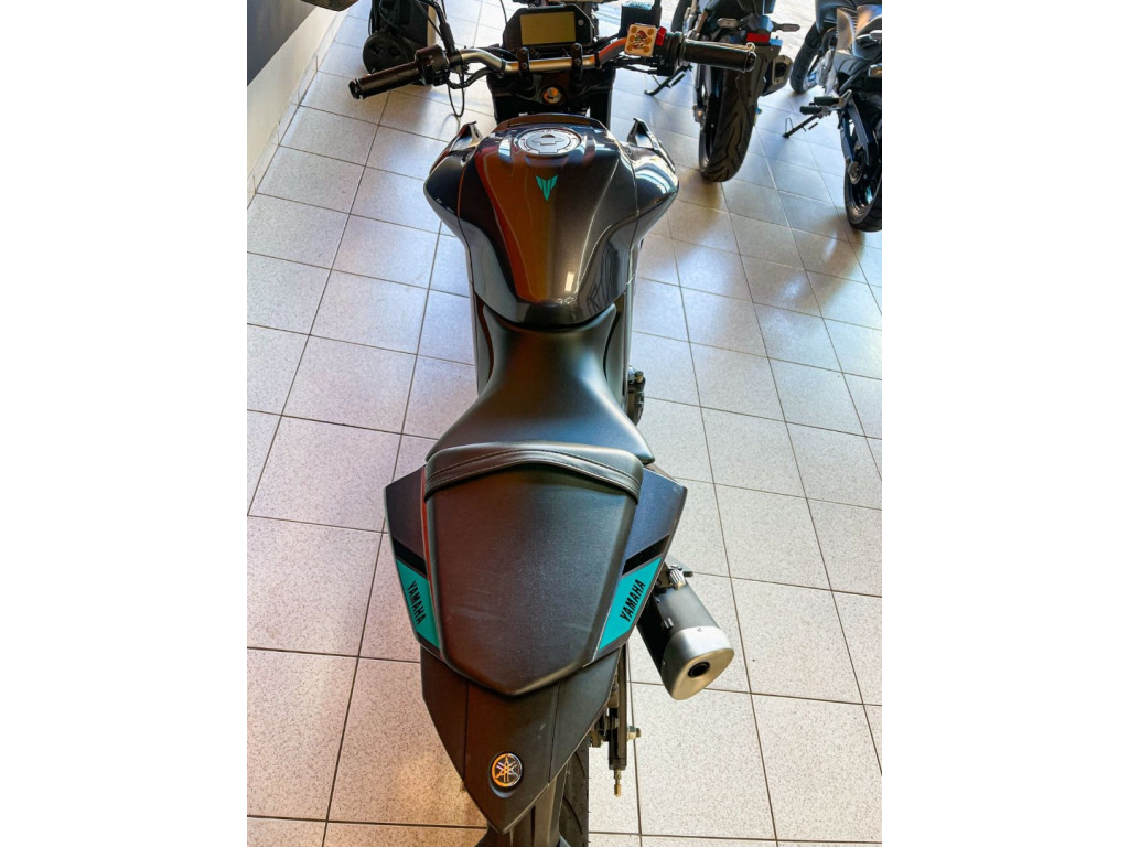 YAMAHA MT-03 300 ABS YAMAHA MT-03 300 ABS