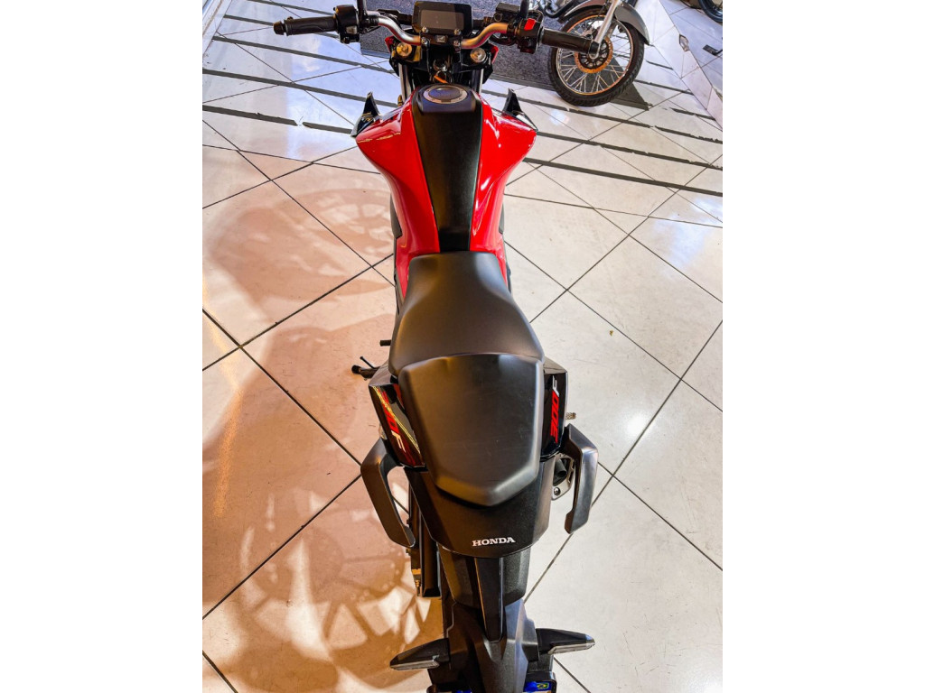 CB 300 F Twister FLEX CBS