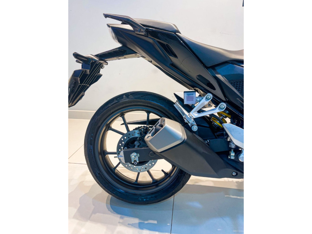 CB 300 F Twister FLEX CBS