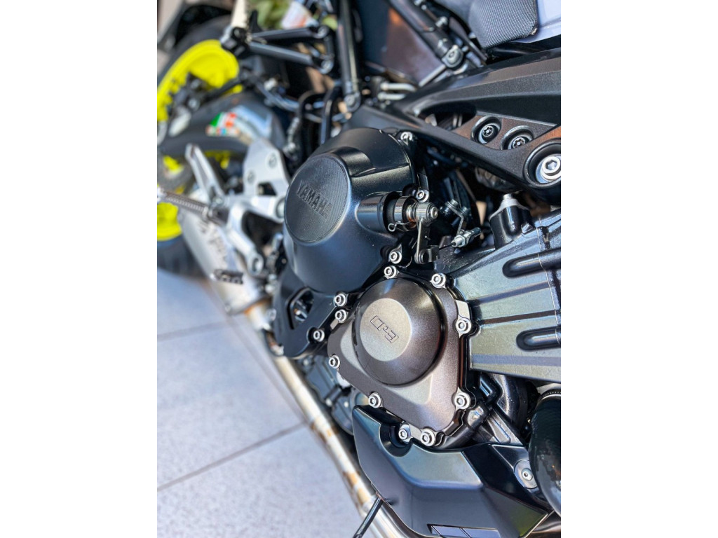 YAMAHA MT-09 850 ABS