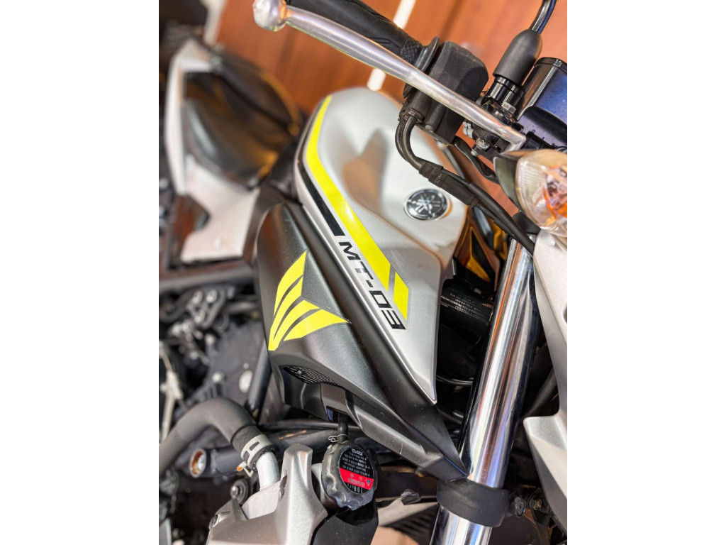 YAMAHA MT-03 300 ABS