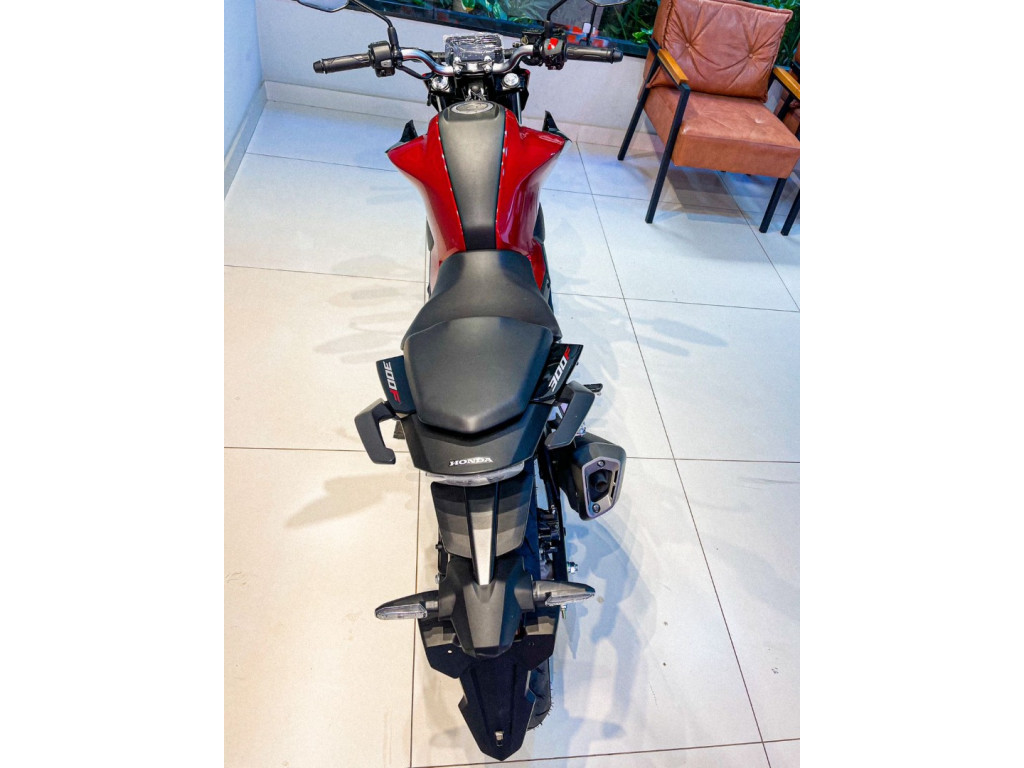 CB 300 F Twister FLEX CBS