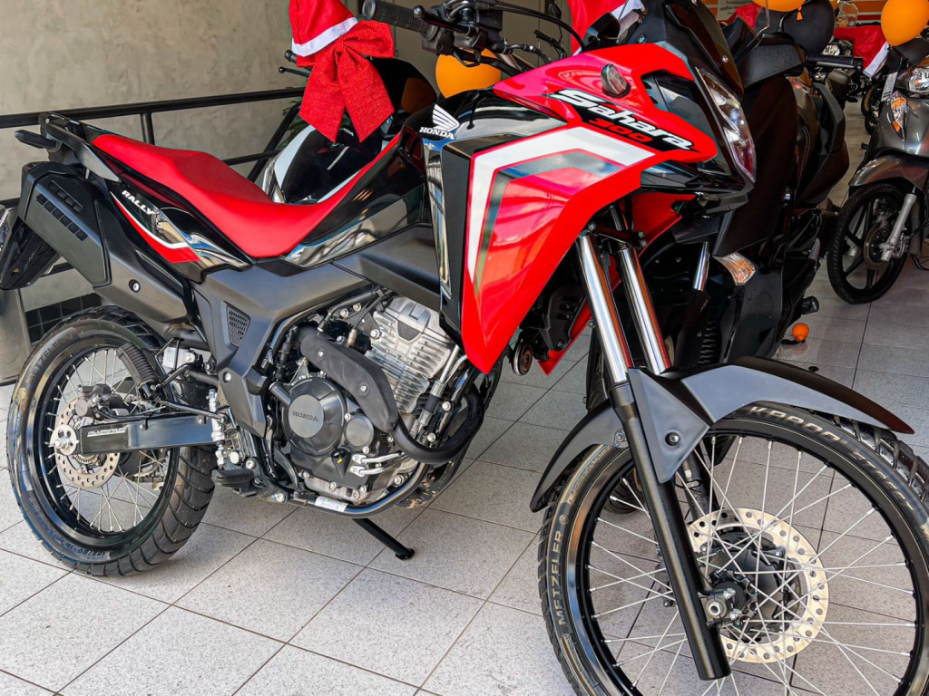 HONDA XRE 300 Sahara RALLYE