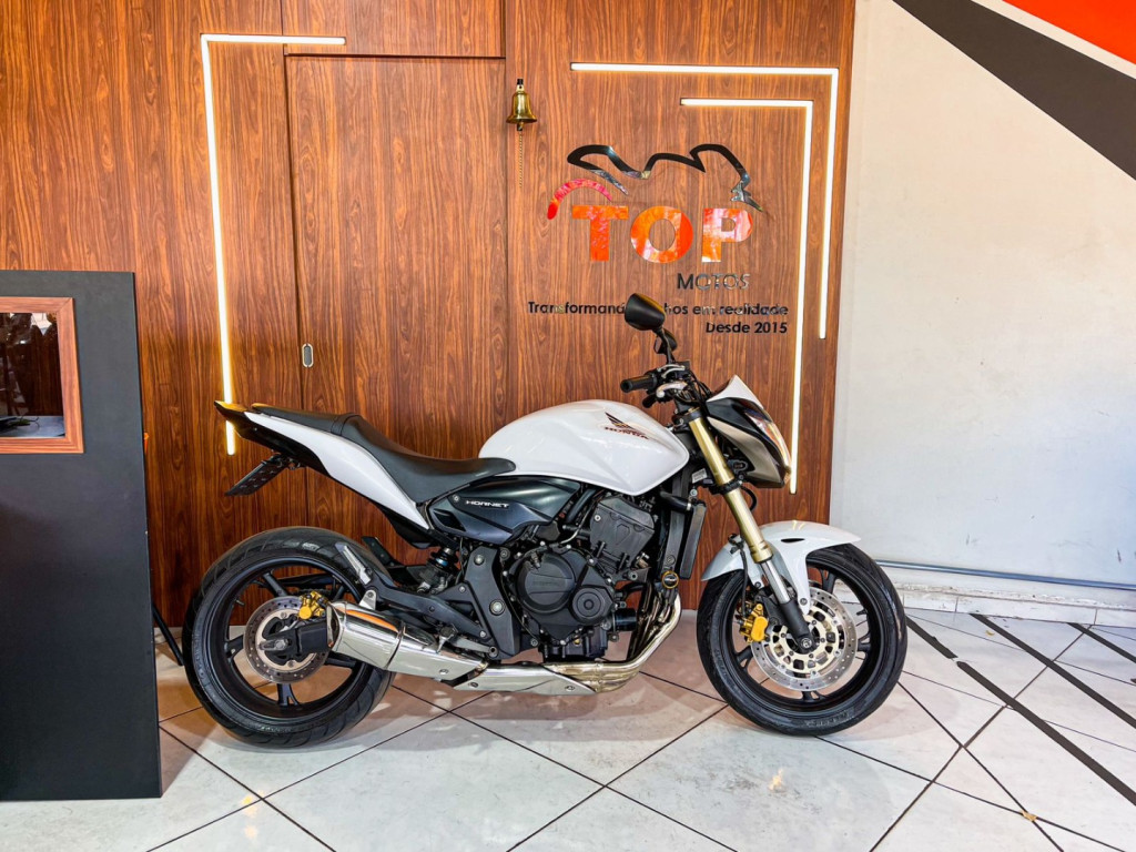 CB 600 F HORNET SEM ABS