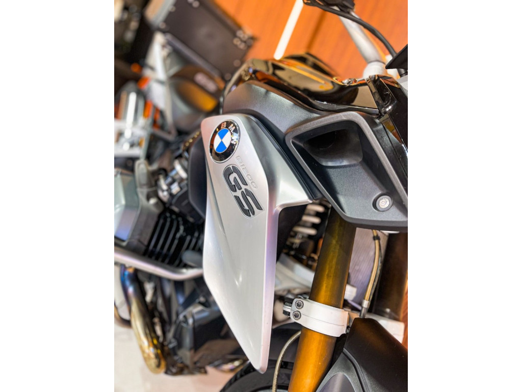R 1200 GS TRIPLE BLACK
