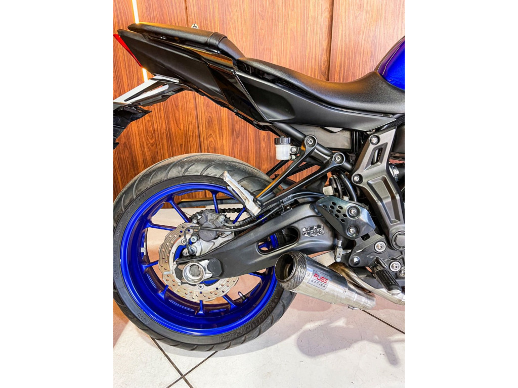 YAMAHA MT-07 700 ABS