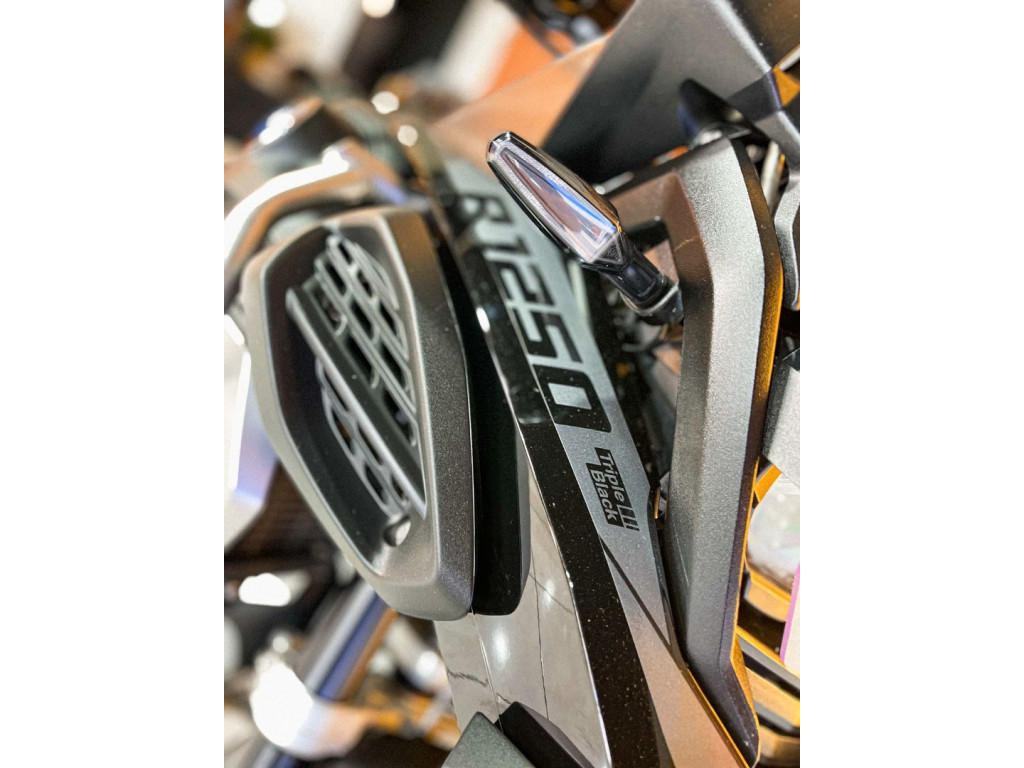 BMW R 1250 GS ADVENTURE TRIPLE BLACK