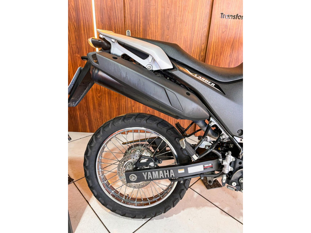 XTZ 250 LANDER