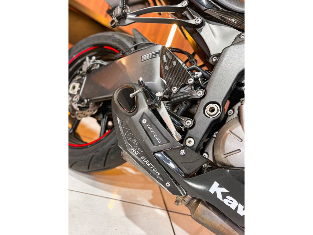 ZX 6 R 636
