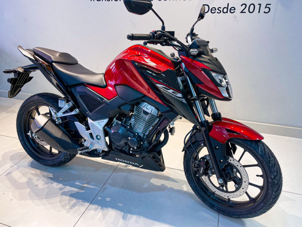 CB 300 F Twister FLEX CBS