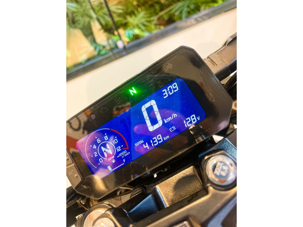 CB 300 F Twister FLEX CBS