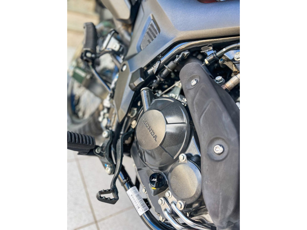 HONDA XRE 300 Sahara RALLYE