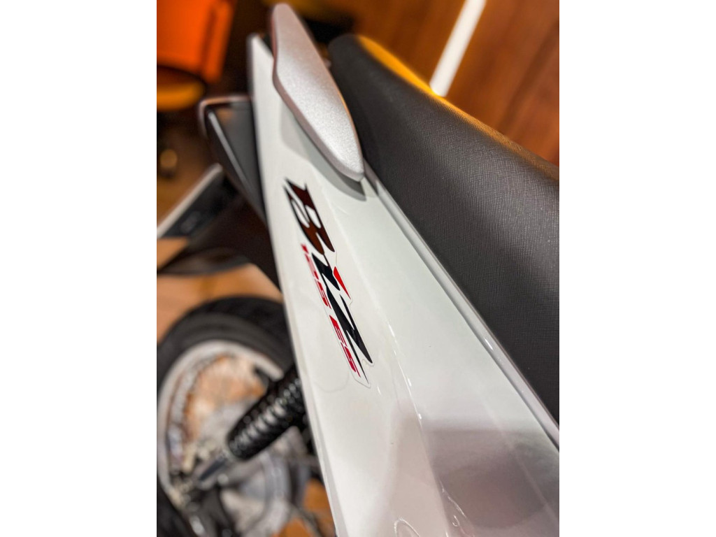 HONDA Biz 125 ES