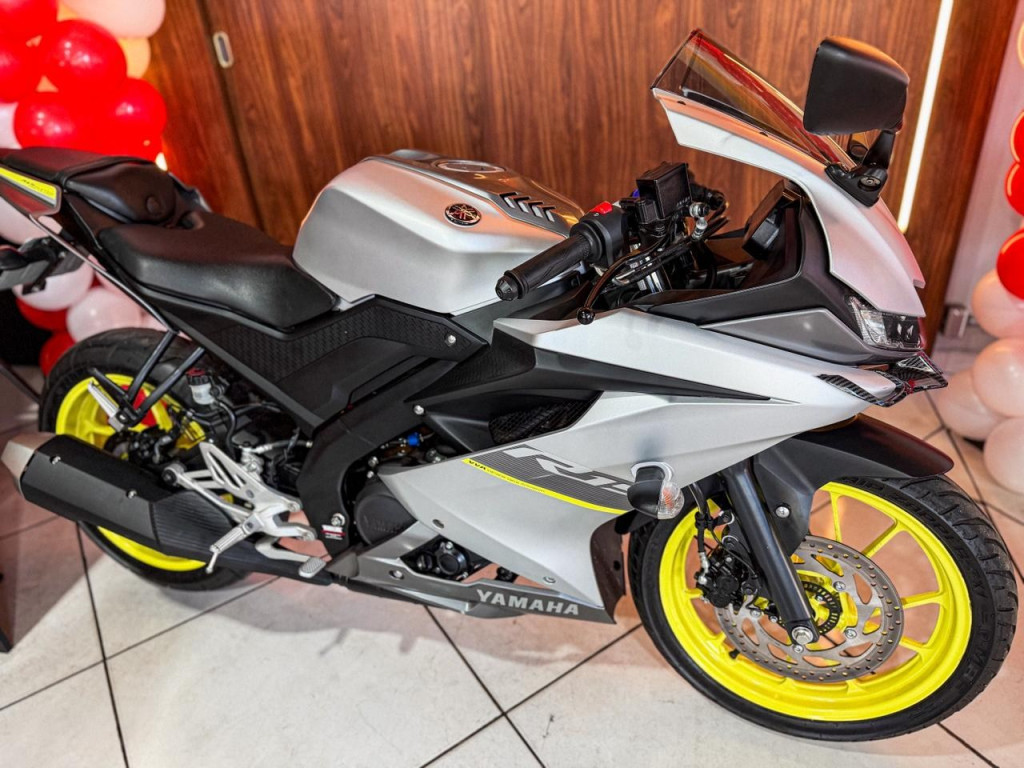 YAMAHA R 15 N/D