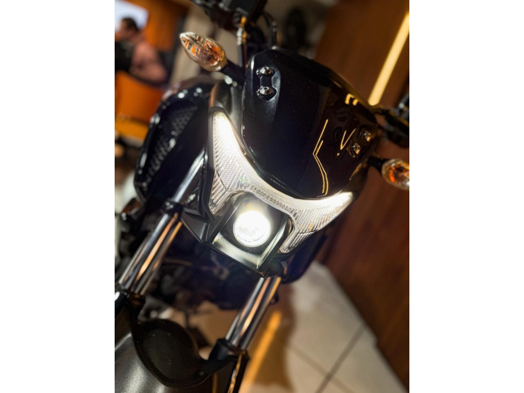 YAMAHA FZ 15 ABS