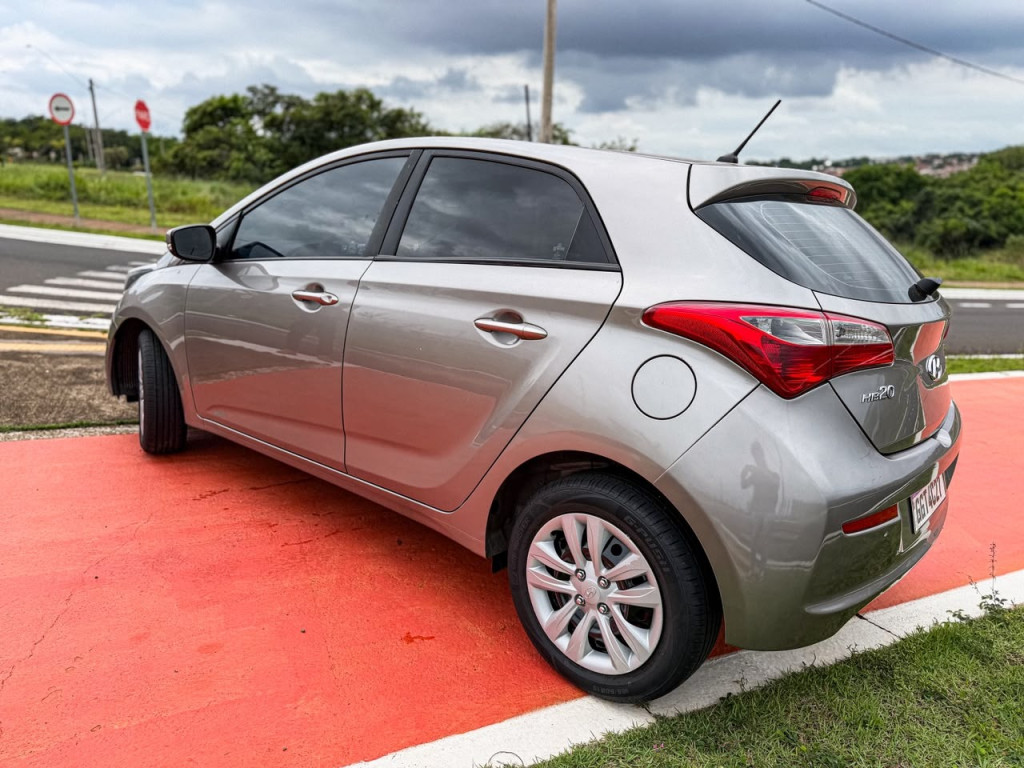 HYUNDAI HB 20 Hatch 1.0 12V 4P FLEX COMFORT