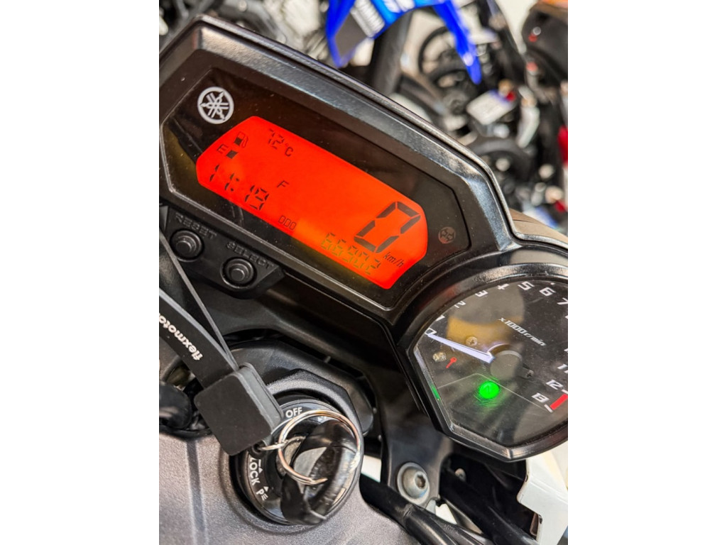 YAMAHA XJ6 600 N