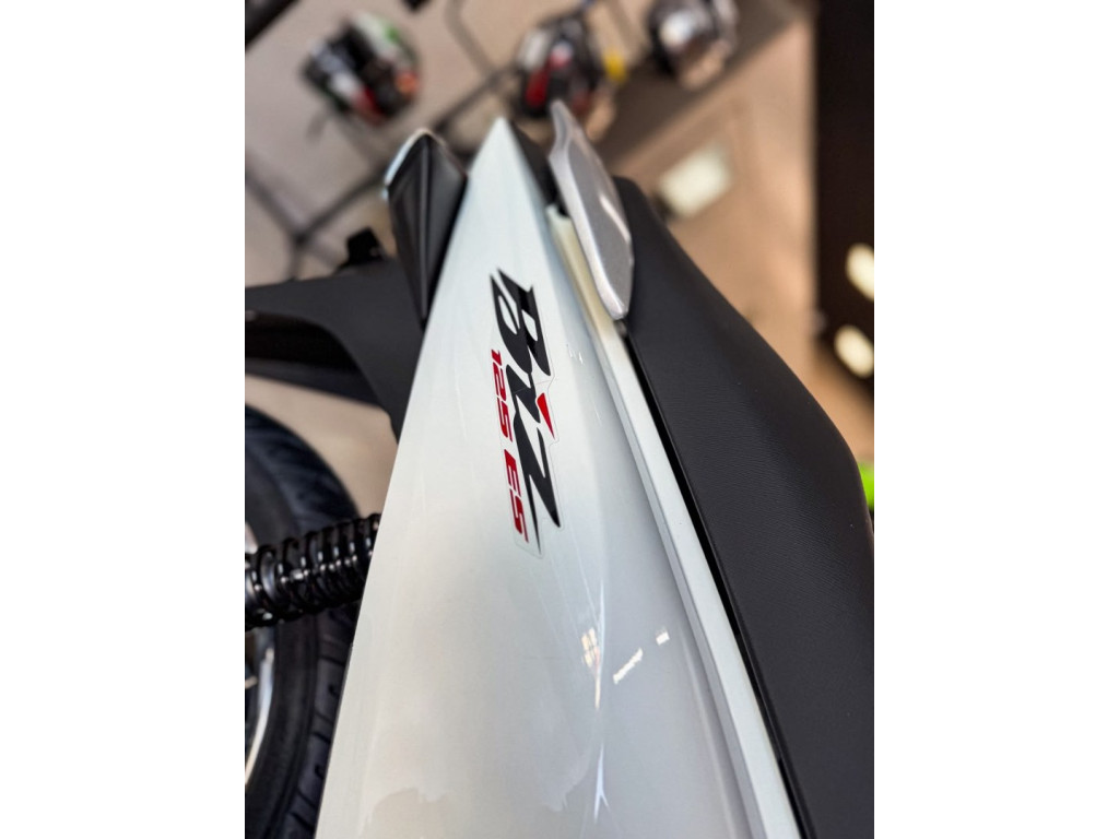 HONDA Biz 125 ES