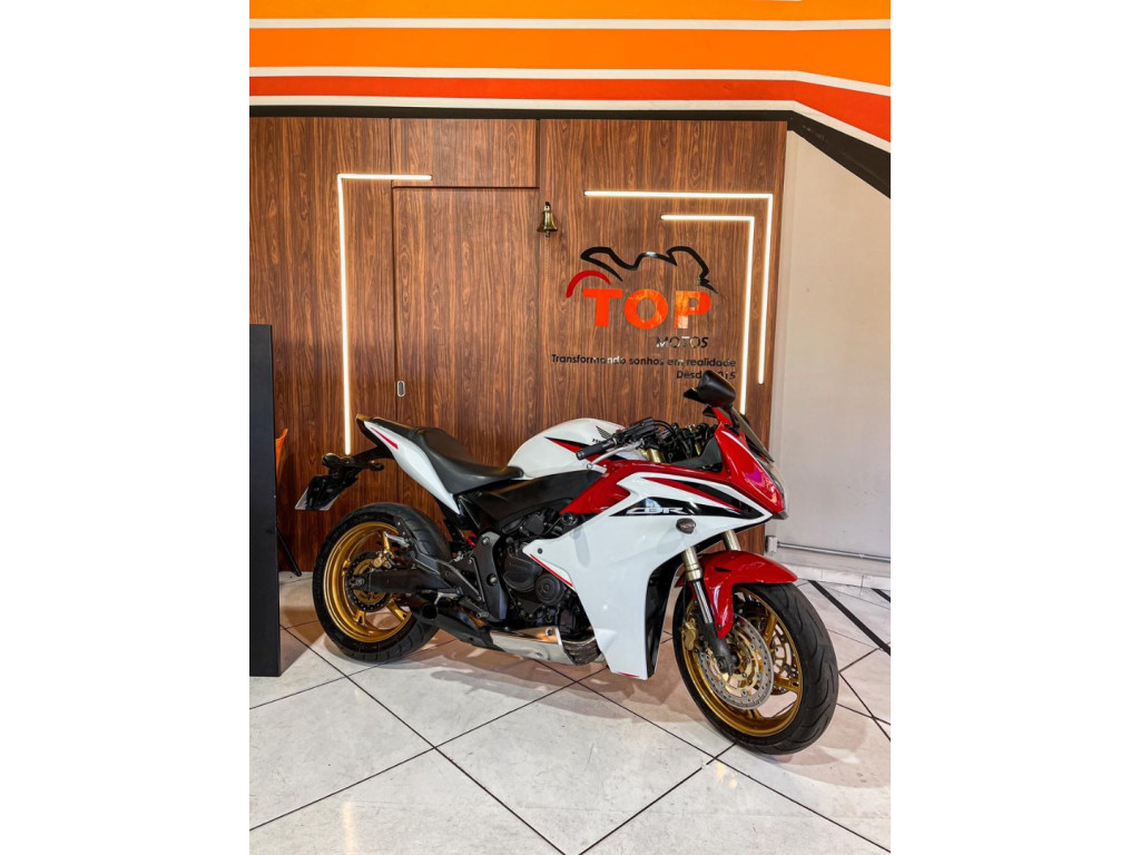 HONDA CBR 600 F Modelo sem Versão