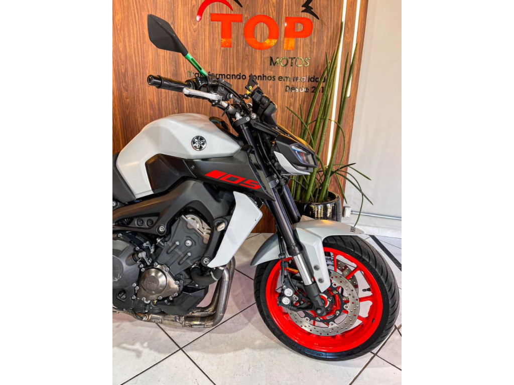 YAMAHA MT-09 850 ABS