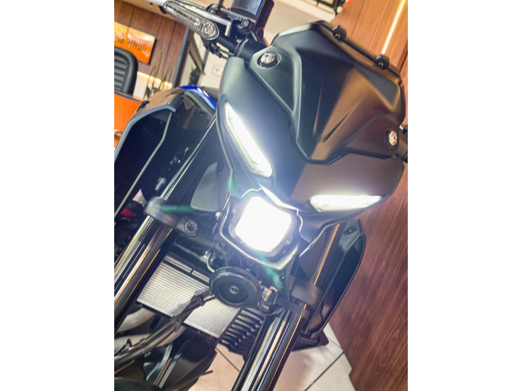 YAMAHA MT-03 300 ABS