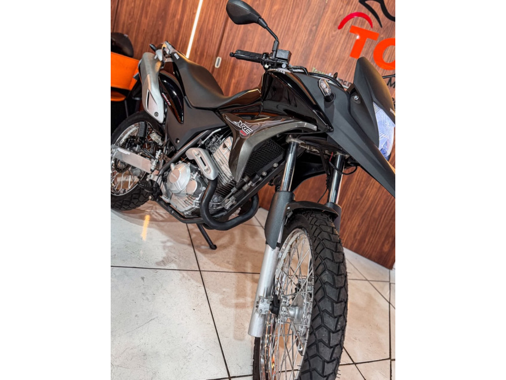 HONDA XRE 300 Modelo sem Versão
