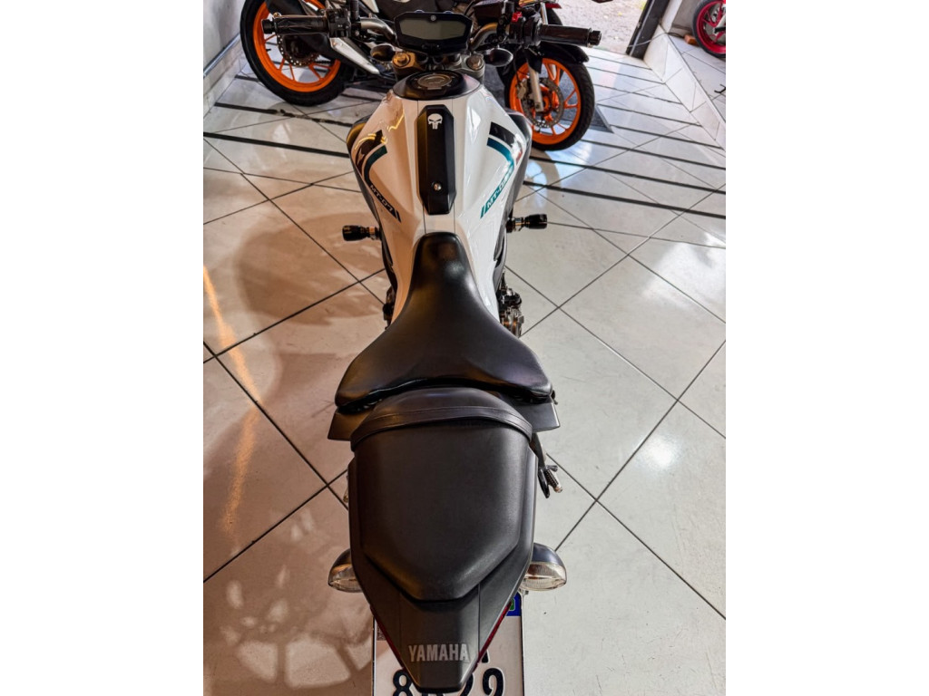 YAMAHA MT-07 700 ABS