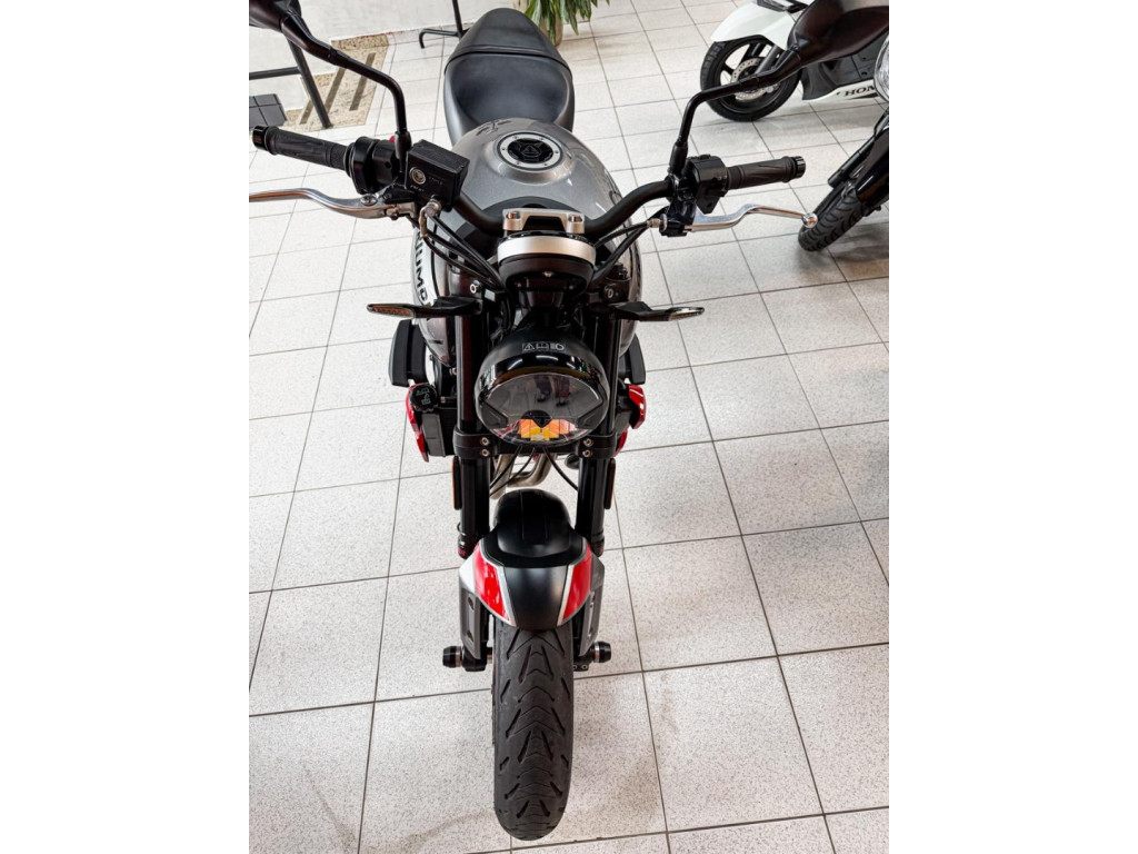 TRIUMPH Trident 660 N/D