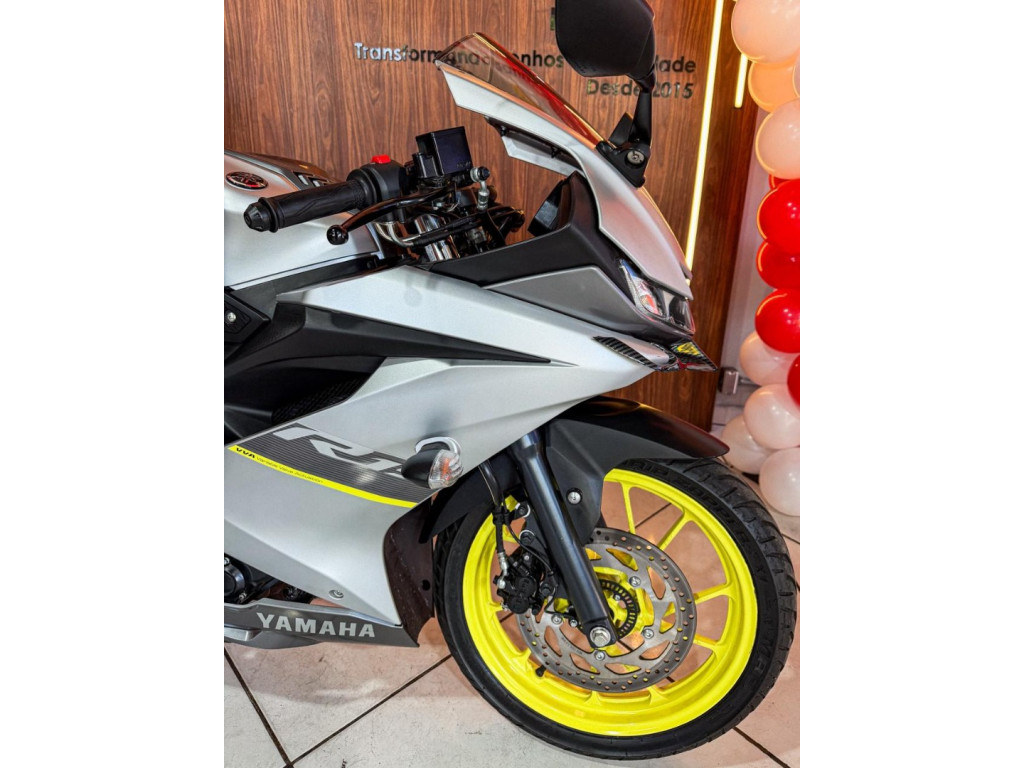 YAMAHA R 15 N/D