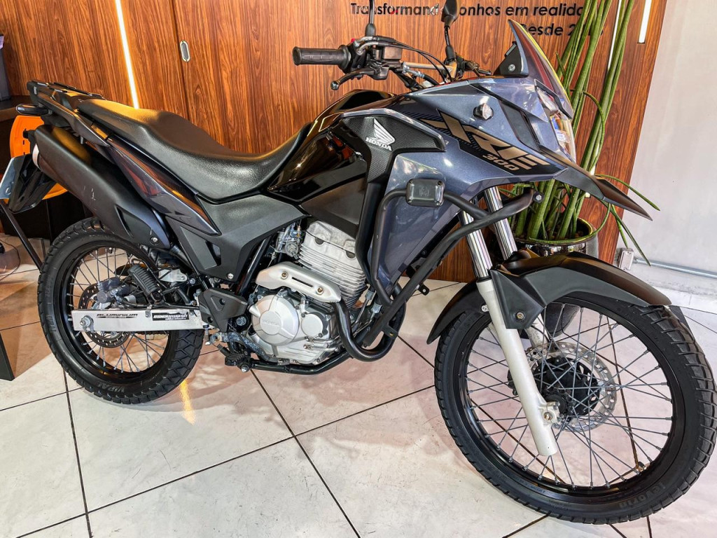 HONDA XRE 300 ABS