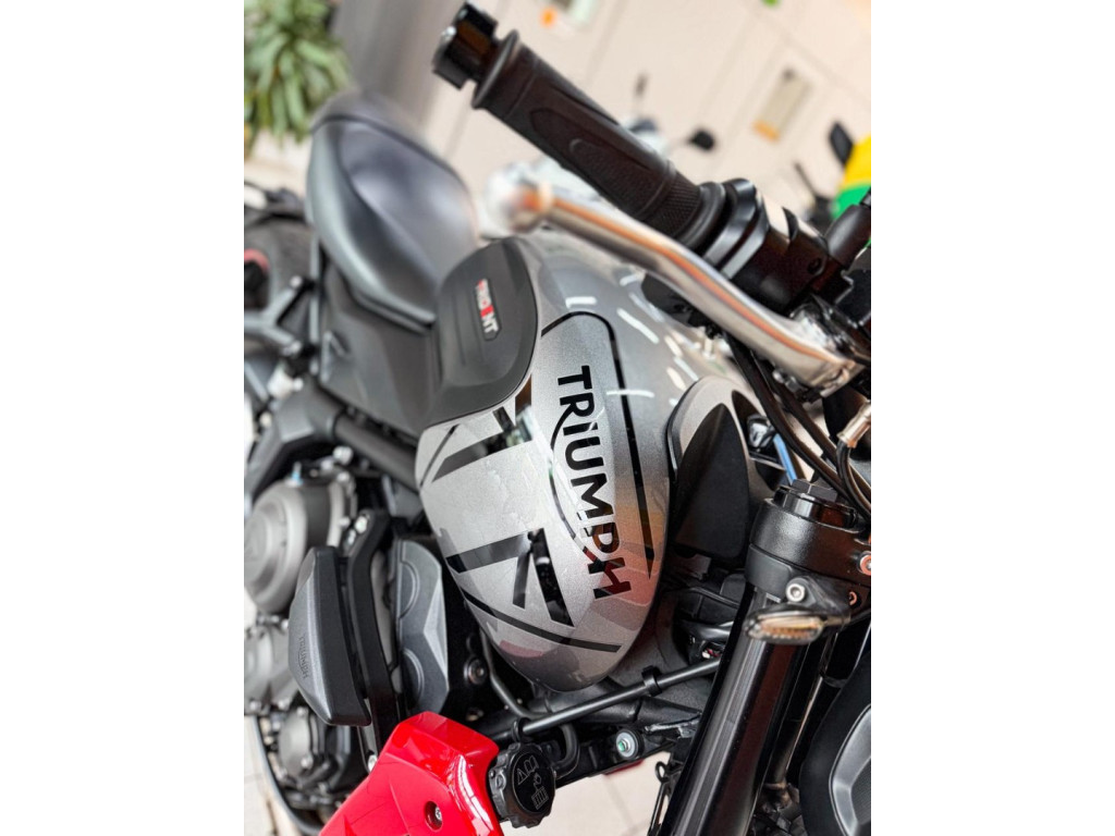 TRIUMPH Trident 660 N/D