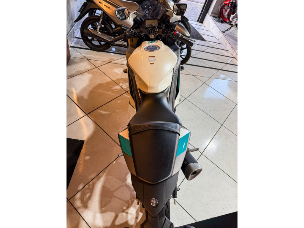 YAMAHA R 320 N/D